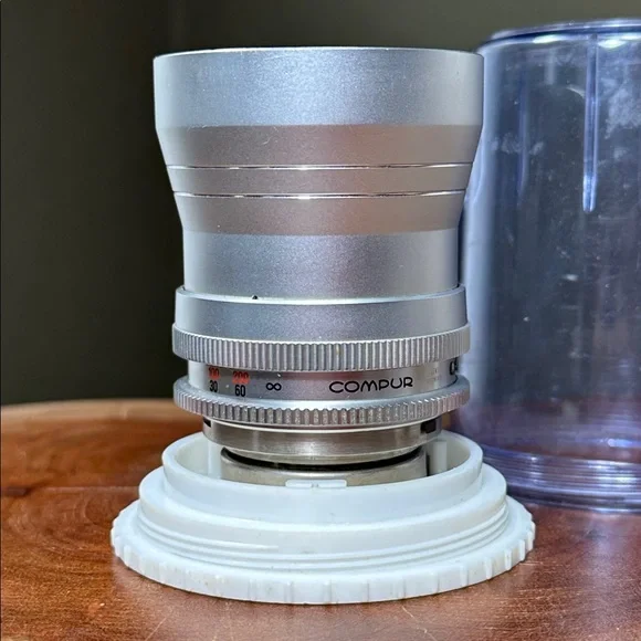 *Mint* KODAK Retina 135mm f4 Telephoto Lens + Case
RARE CONDITION - Picture 6 of 10